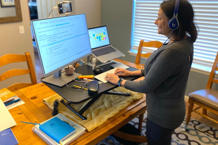 Virtual classroom pandemic during trust connection creating space teachers